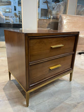 Load image into Gallery viewer, Maisie Sidetable